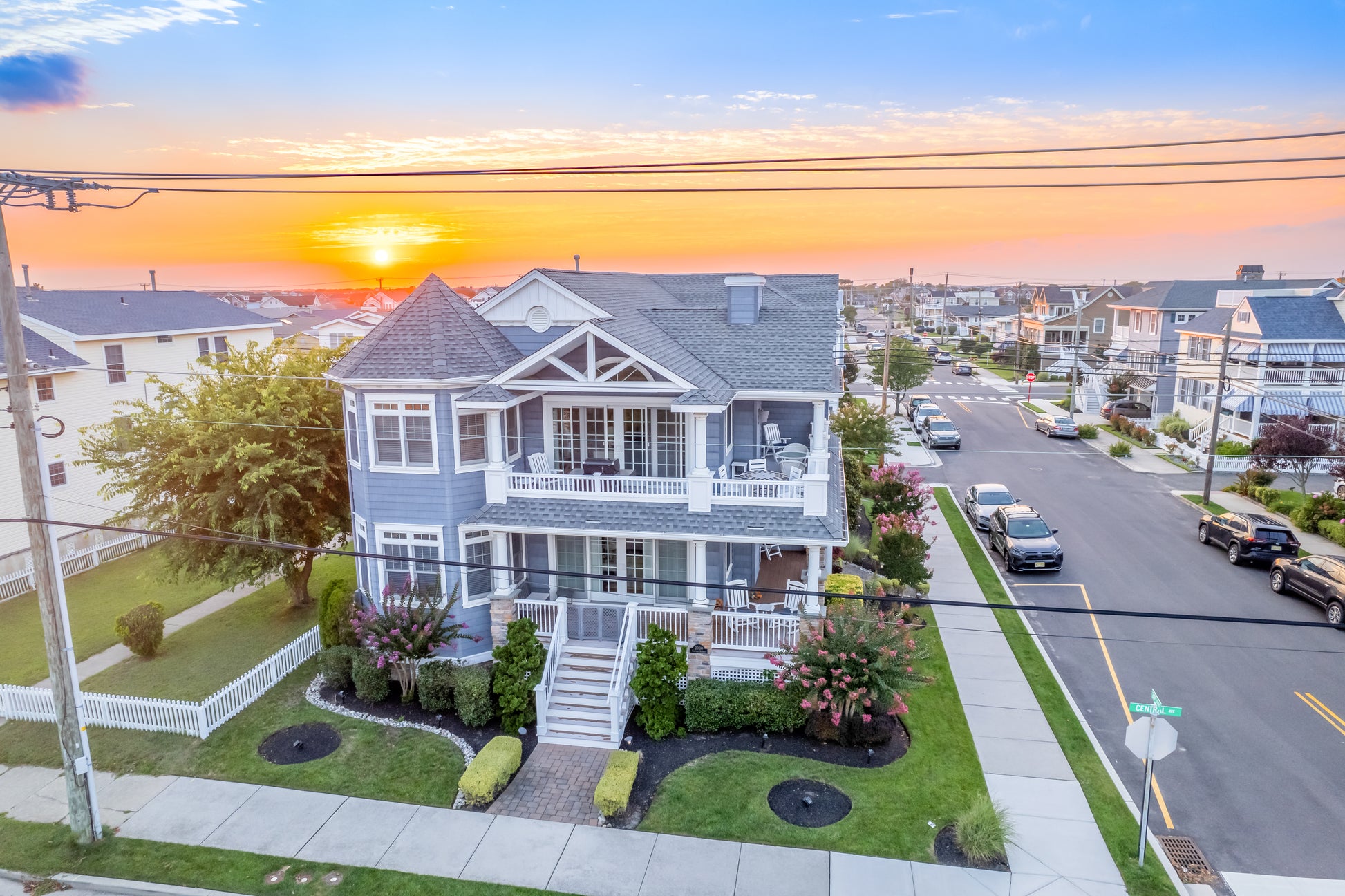 Custom photos of your Beach House / Home image 10