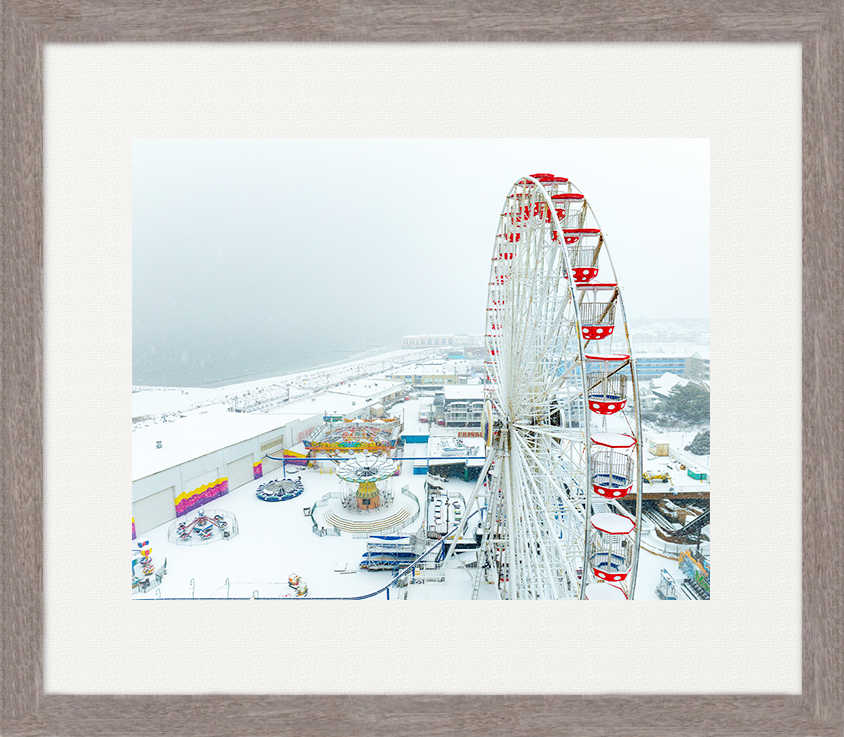 Ferris Wheel Snow image 0