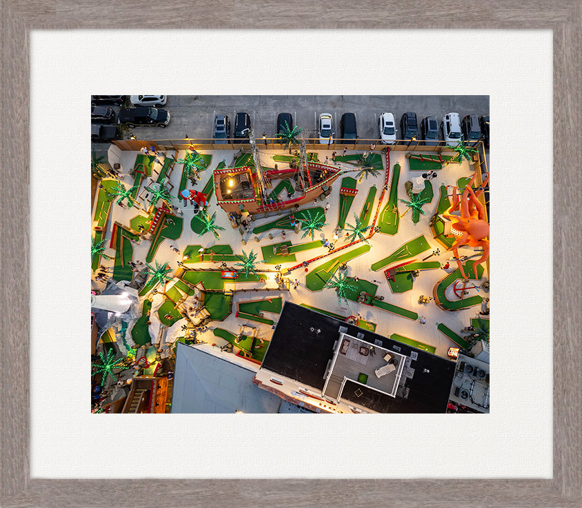 Mini Golf image 0